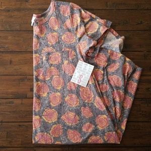 NWT S Lularoe Carly Vintage Washed Roses